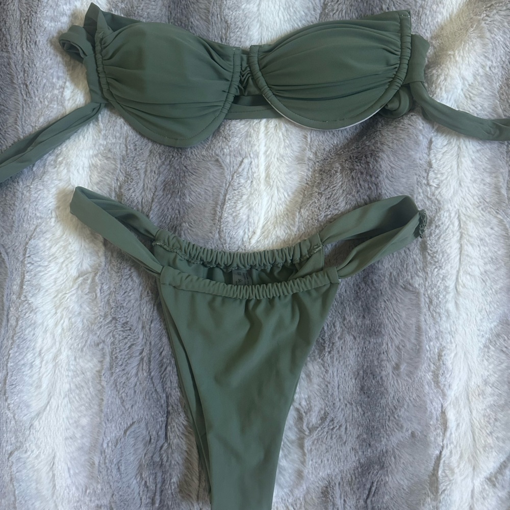 Olive Green Bikini 💚🫒